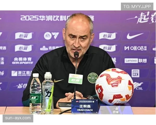 卡马文加传控亮眼，助球队稳步提升赛事竞争力