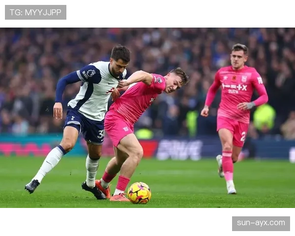 伊普斯维奇重返英超，新赛季剑指稳健提升